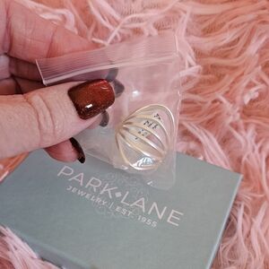 Park Lane Demensions Ring Sz 9